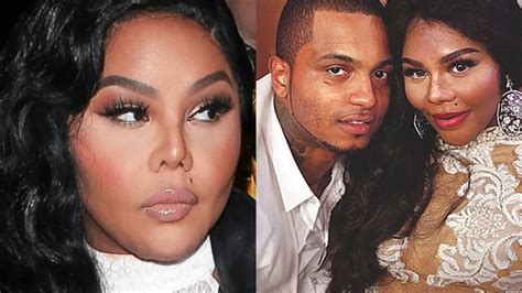 Who is lil kim dating